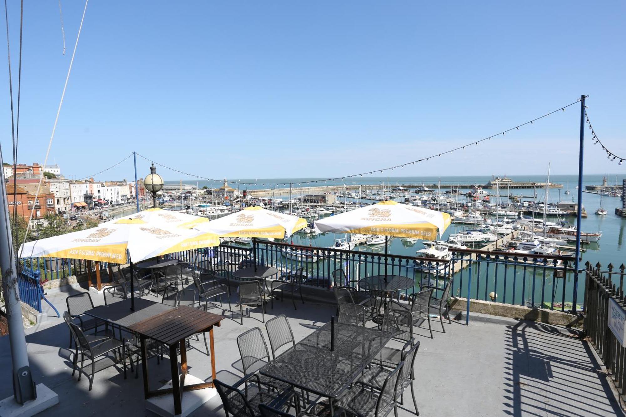Royal Temple Yacht Club Hotel Ramsgate Eksteriør billede