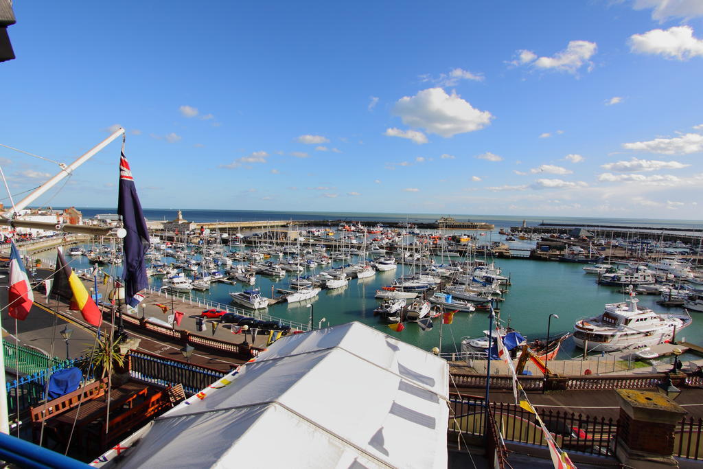 Royal Temple Yacht Club Hotel Ramsgate Eksteriør billede